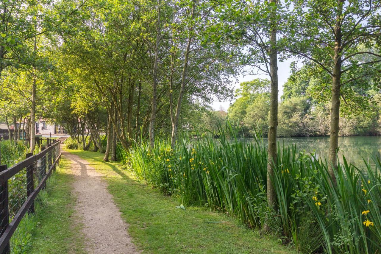 The Lakes Rookley المظهر الخارجي الصورة